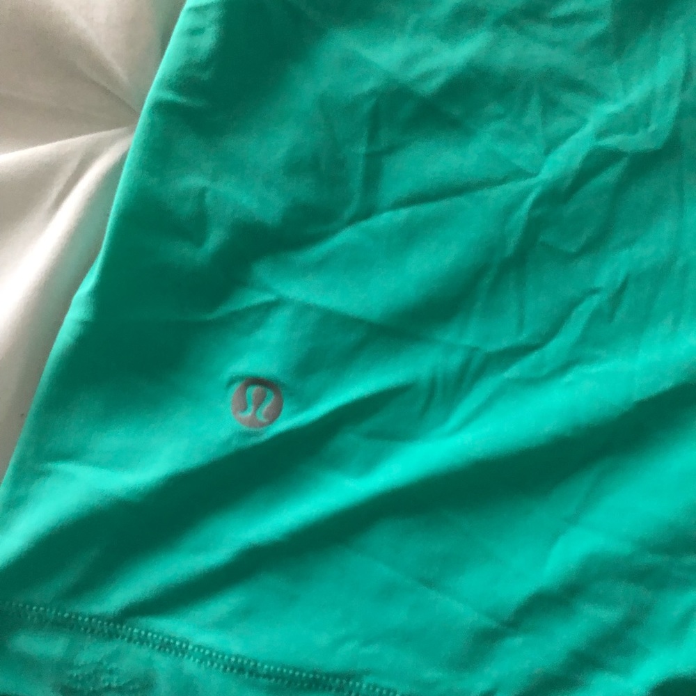Lululemon Teal Stencil Back Tank